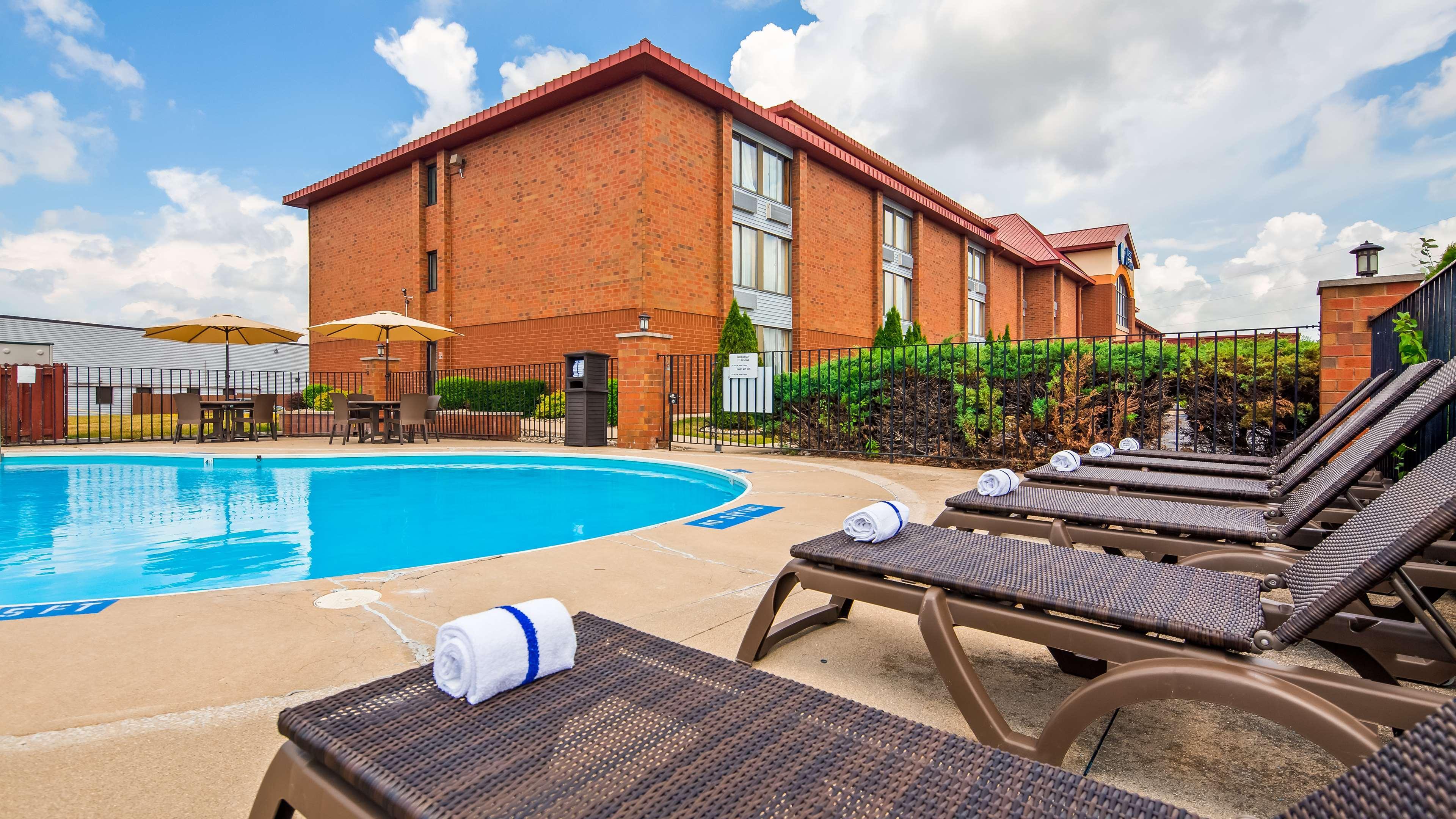 Best Western Luxbury Inn Fort Wayne Zewnętrze zdjęcie