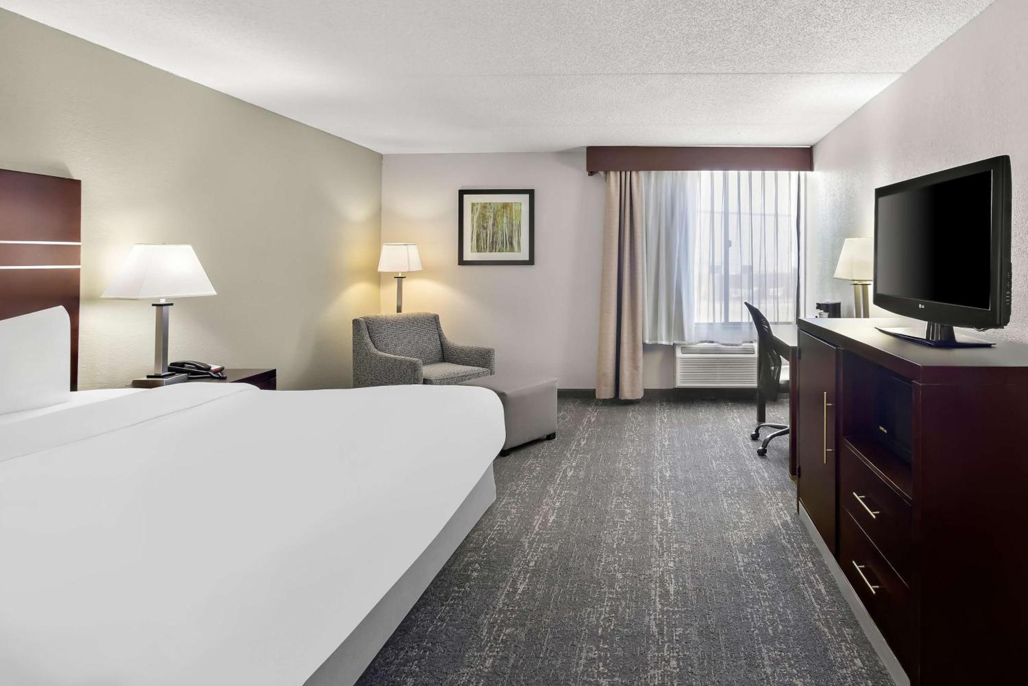 Best Western Luxbury Inn Fort Wayne Zewnętrze zdjęcie